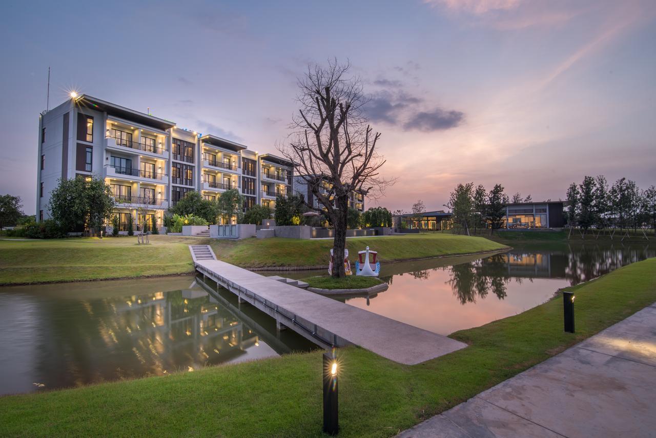 Green Ville Laguna Hotel Sung Noen Exteriör bild