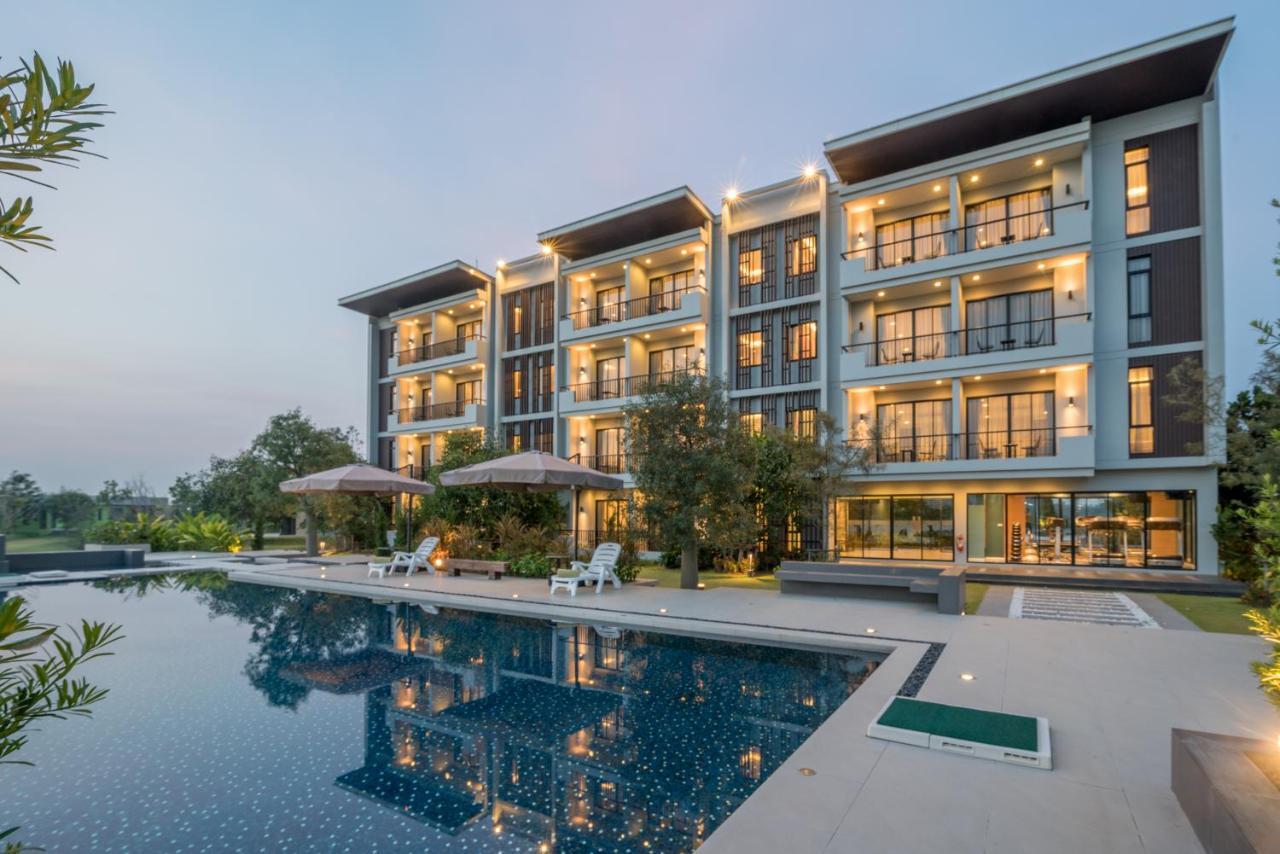 Green Ville Laguna Hotel Sung Noen Exteriör bild